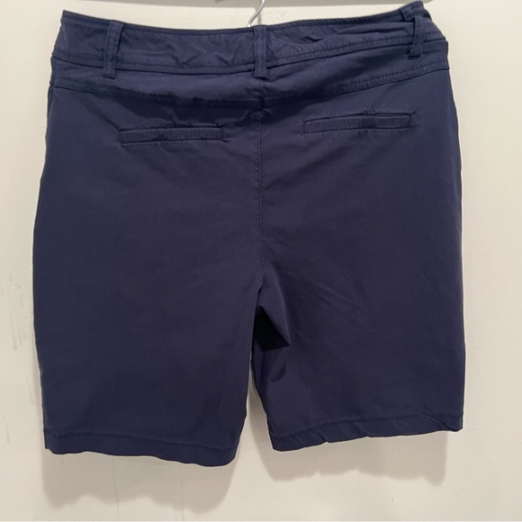 INC women blue stretchy shorts/size 8 - Picture 4 of 5